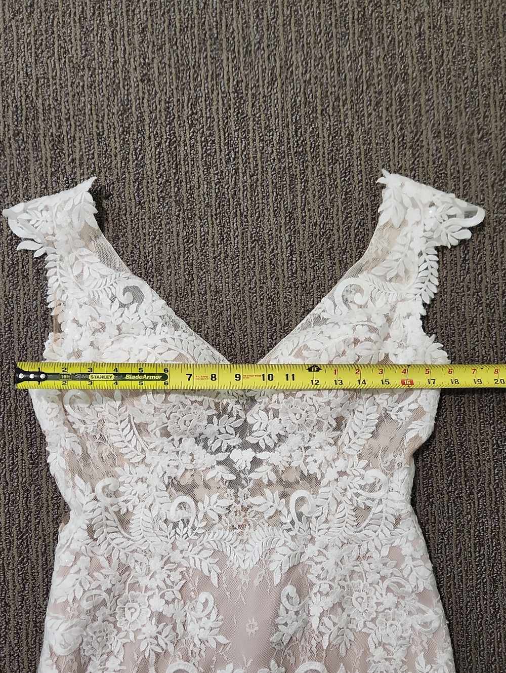 Whispers and Echoes Milano Gown Size 12 - Picture 6 of 16